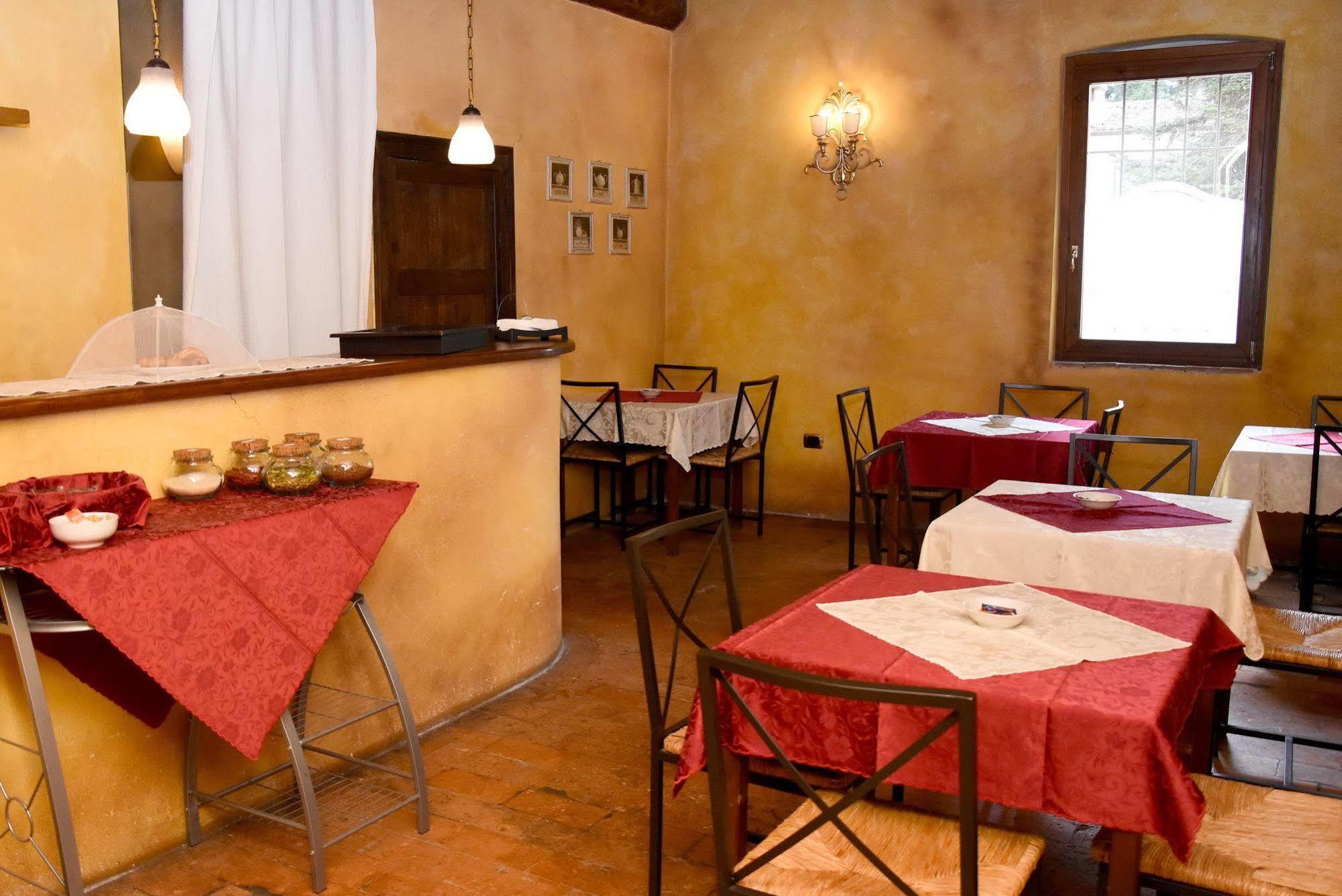 Albergo Dimora Storica Antica Hostelleria Crema Eksteriør billede
